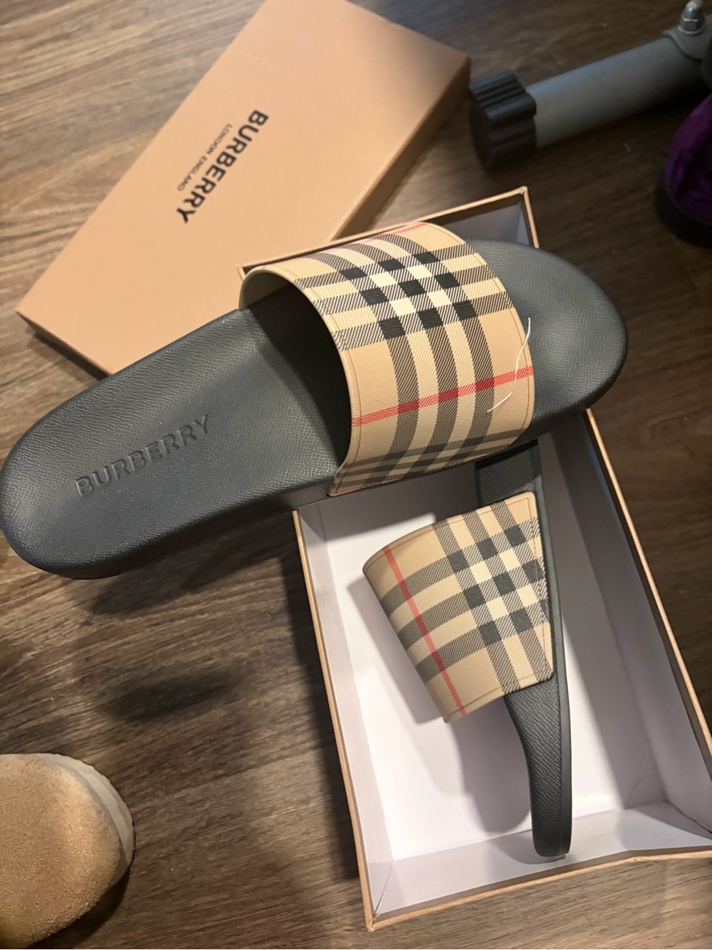 Burberry Men’s Tan Vintage Check Slide Sandals